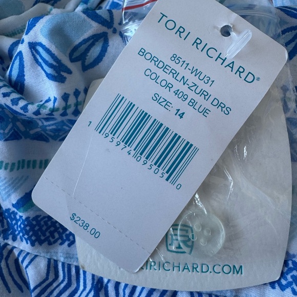 Tori Richard Borderline Zuri Blue Patterned
Cotton Maxi Dress NWT - Picture 4 of 13
